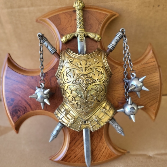 Medieval Style Wall Decorative Coat of Arm - Picture 2 of 6